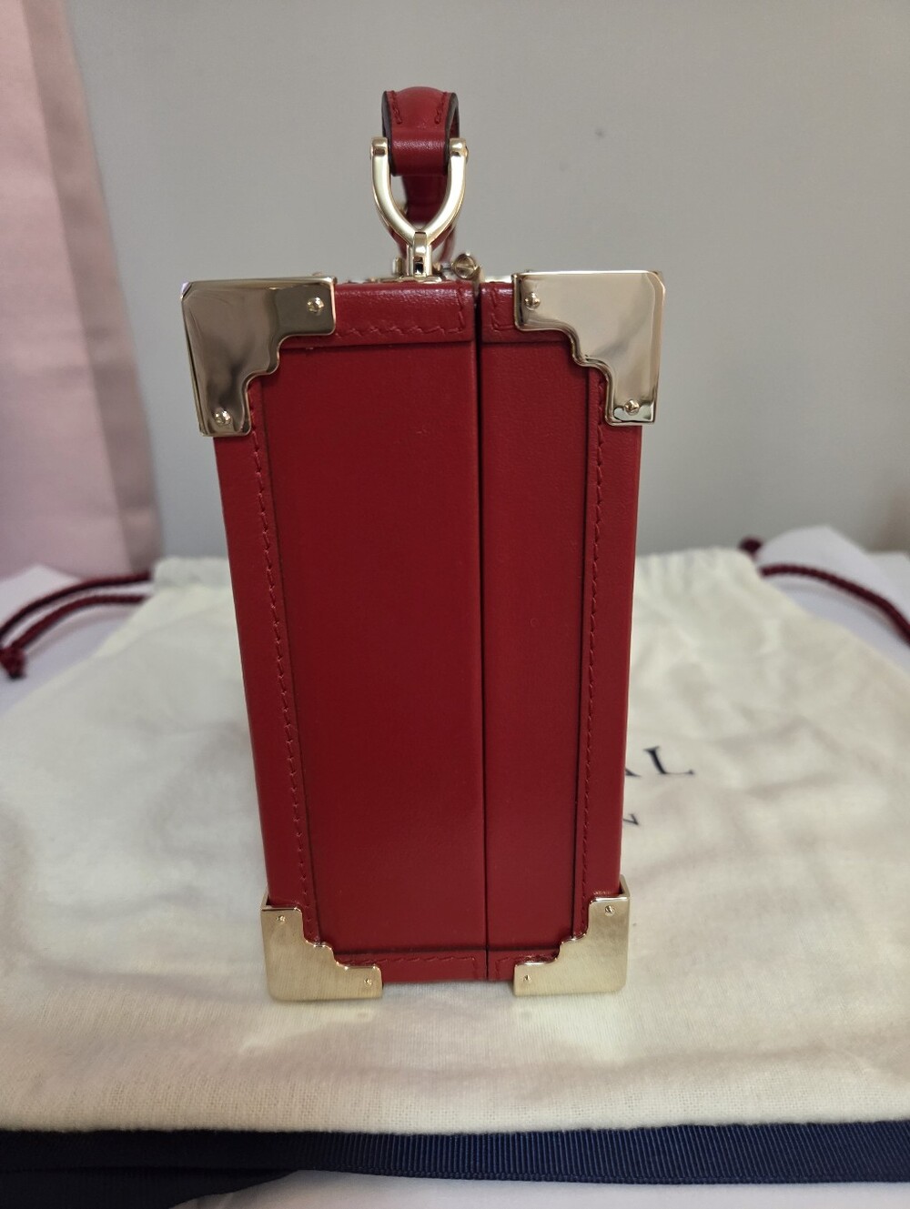 ASPINAL OF LONDON MINI RED TRUNK BAG - Picture 6 of 9